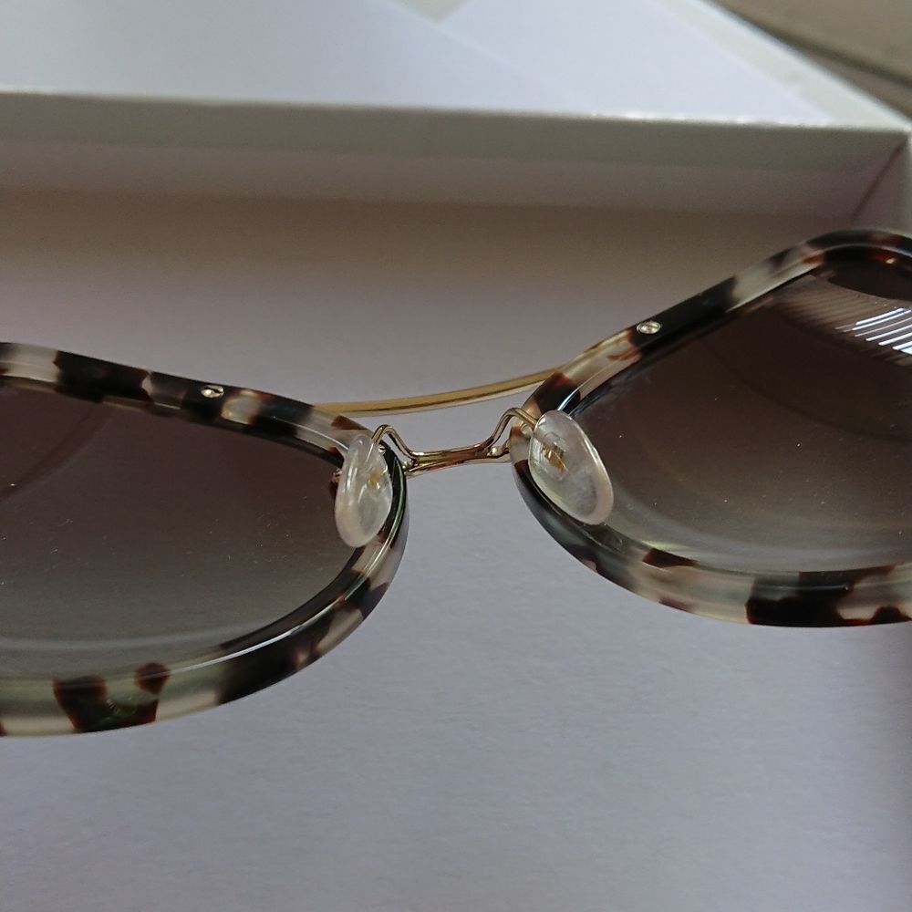 Prada tortoises SPR 18S UAO sunglasses - Picture 6 of 9